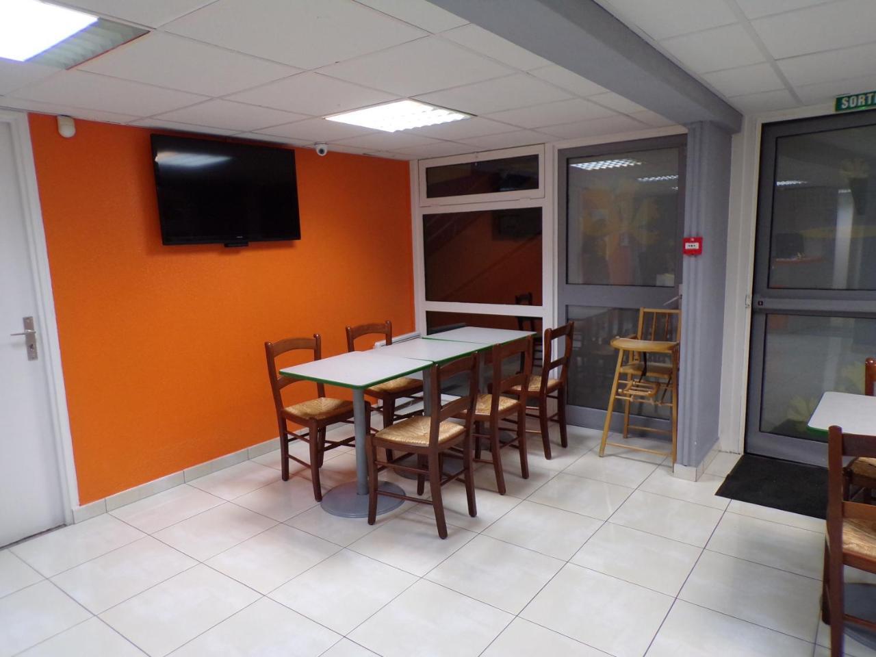 Premiere Classe Cambrai Proville Exterior photo